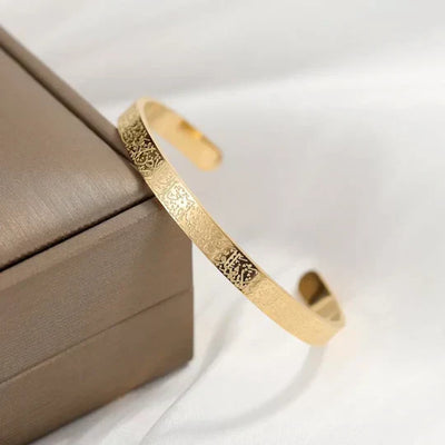 Buy 1 Ayatul Kursi Bracelet Get 1 Necklace Free – 18K Gold Plated, Silver & Black Islamic Jewelry